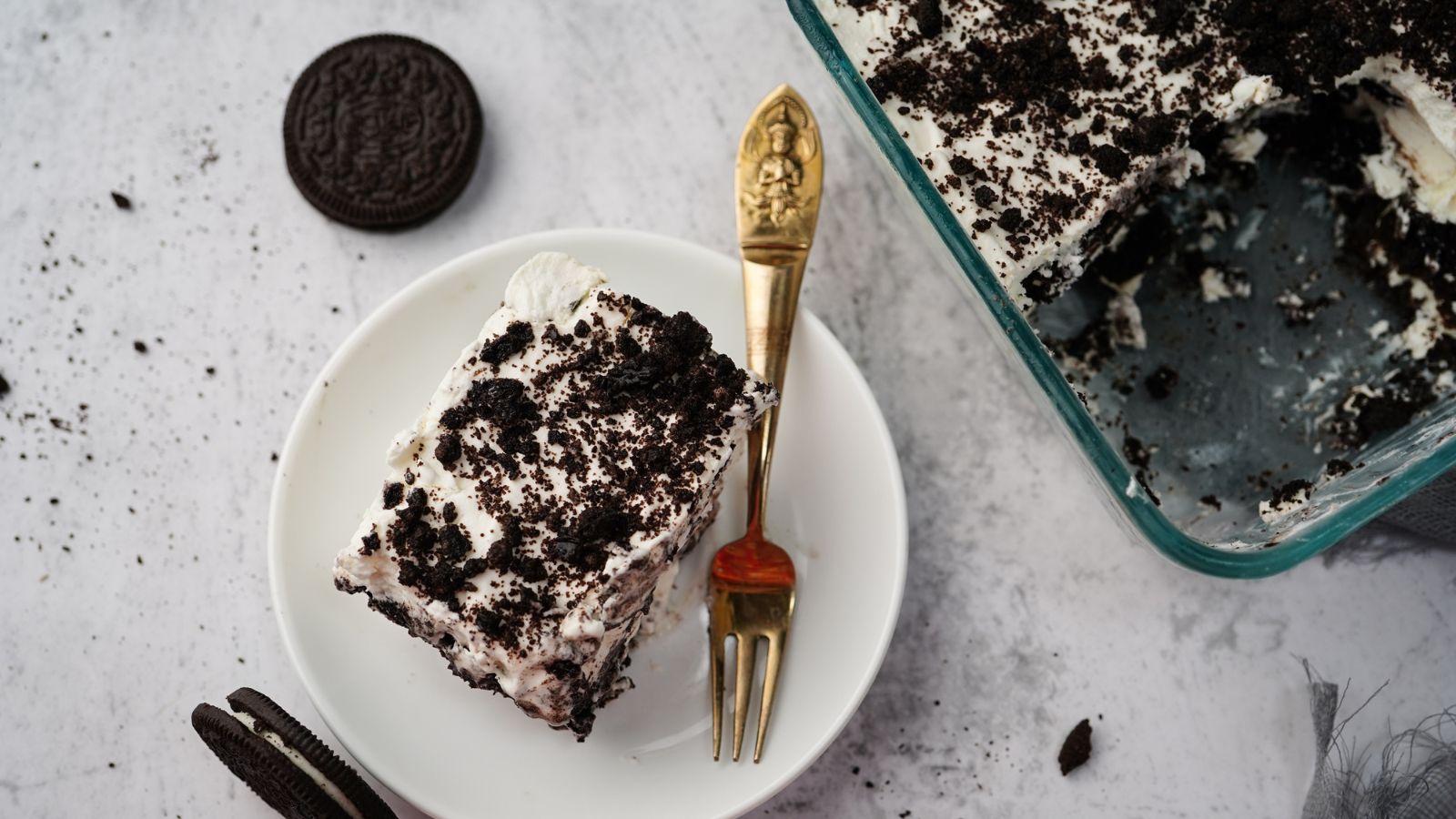 Oreo cookie icebox cake